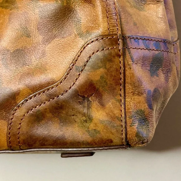 NWOT Frye Large Charlie Tote Shoulder Bag Floral Print on Brown Leather Pockets
